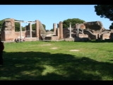 07074 ostia - regio i - insula xii - terme del foro (i,xii,6) - palaestra - li - raum (18) - raum (19).jpg